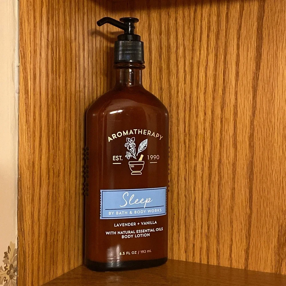 Bath & Body Works LAVENDER VANILLA SLEEP Aromatherapy Body Lotion NWT